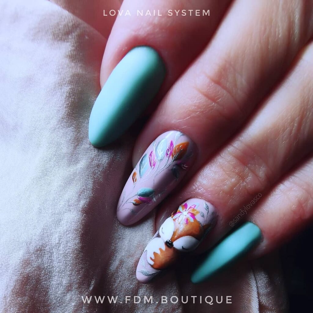 Lova Nail System