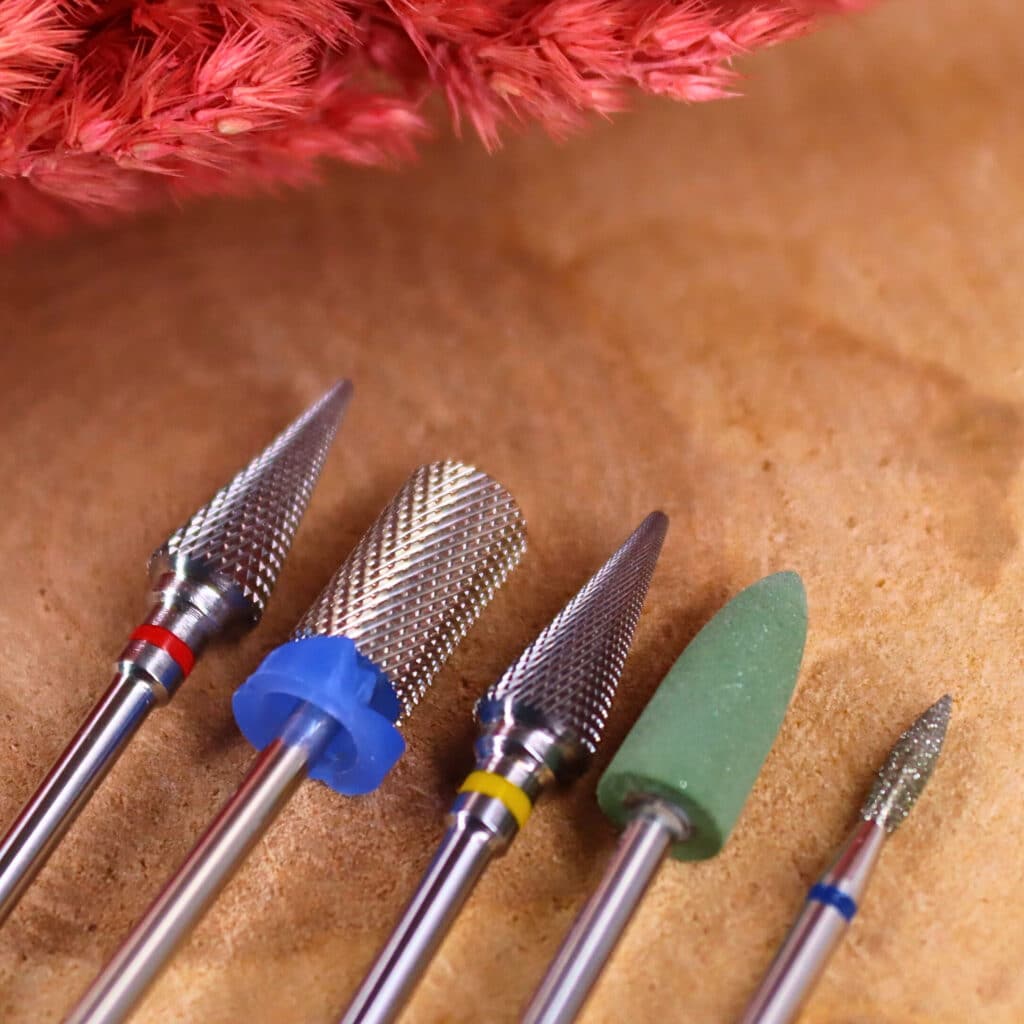 Lova Nail System